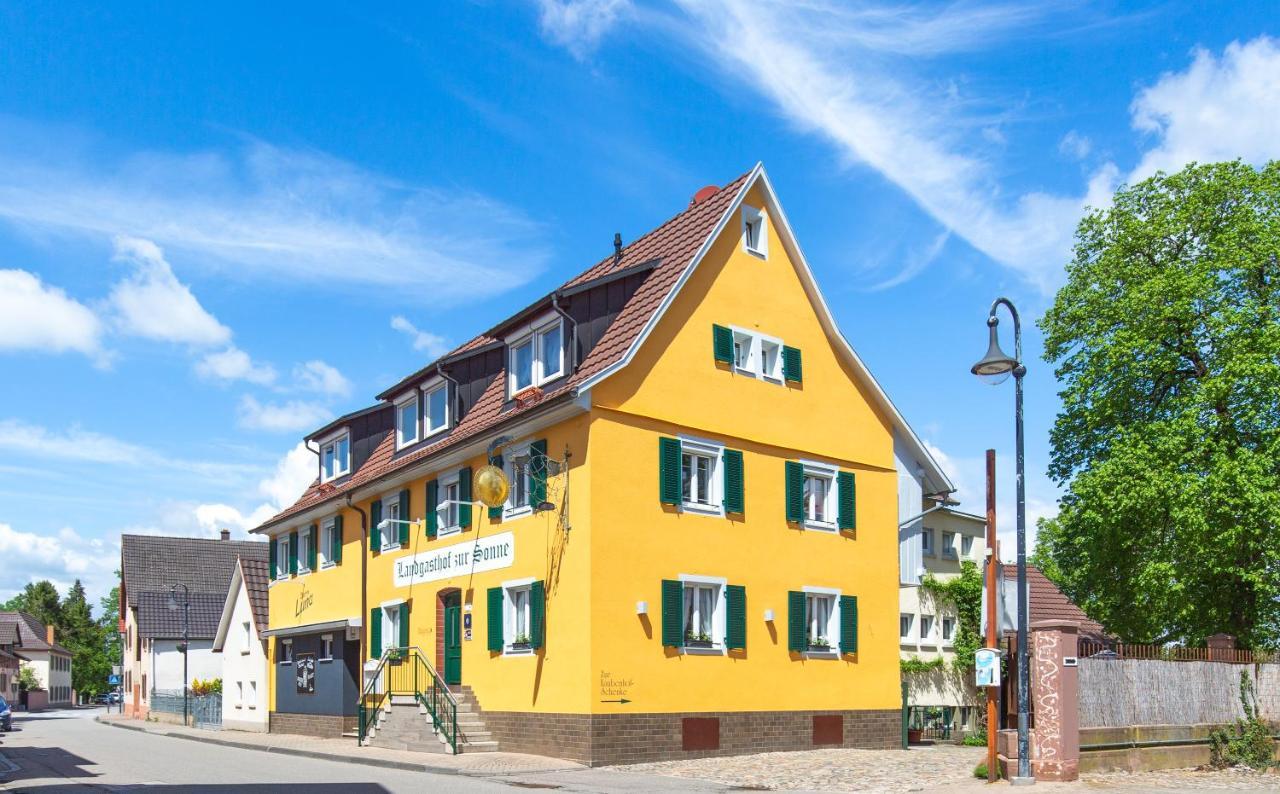 Landgasthof Zur Sonne Ауген Екстериор снимка